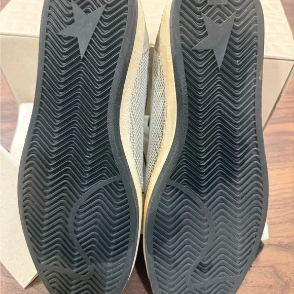 GOLDEN GOOSE
Ball Star low-top sneakers, perfect shape. - Picture 4 of 6